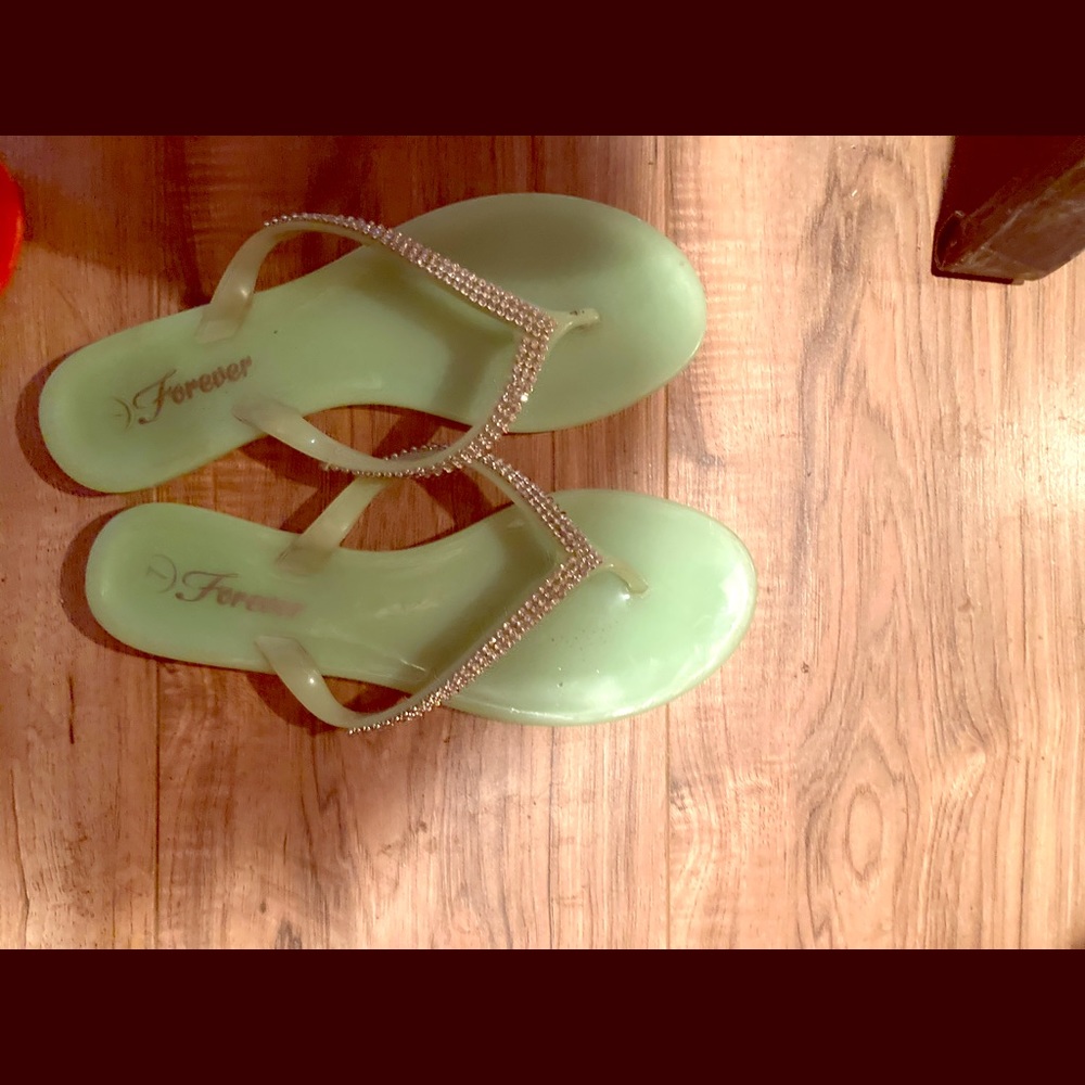 Jelly style flip flops